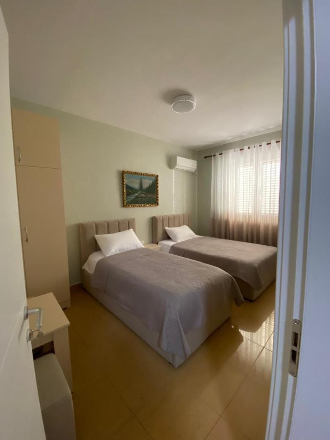 Central Park Rooms Tirana Exterior foto